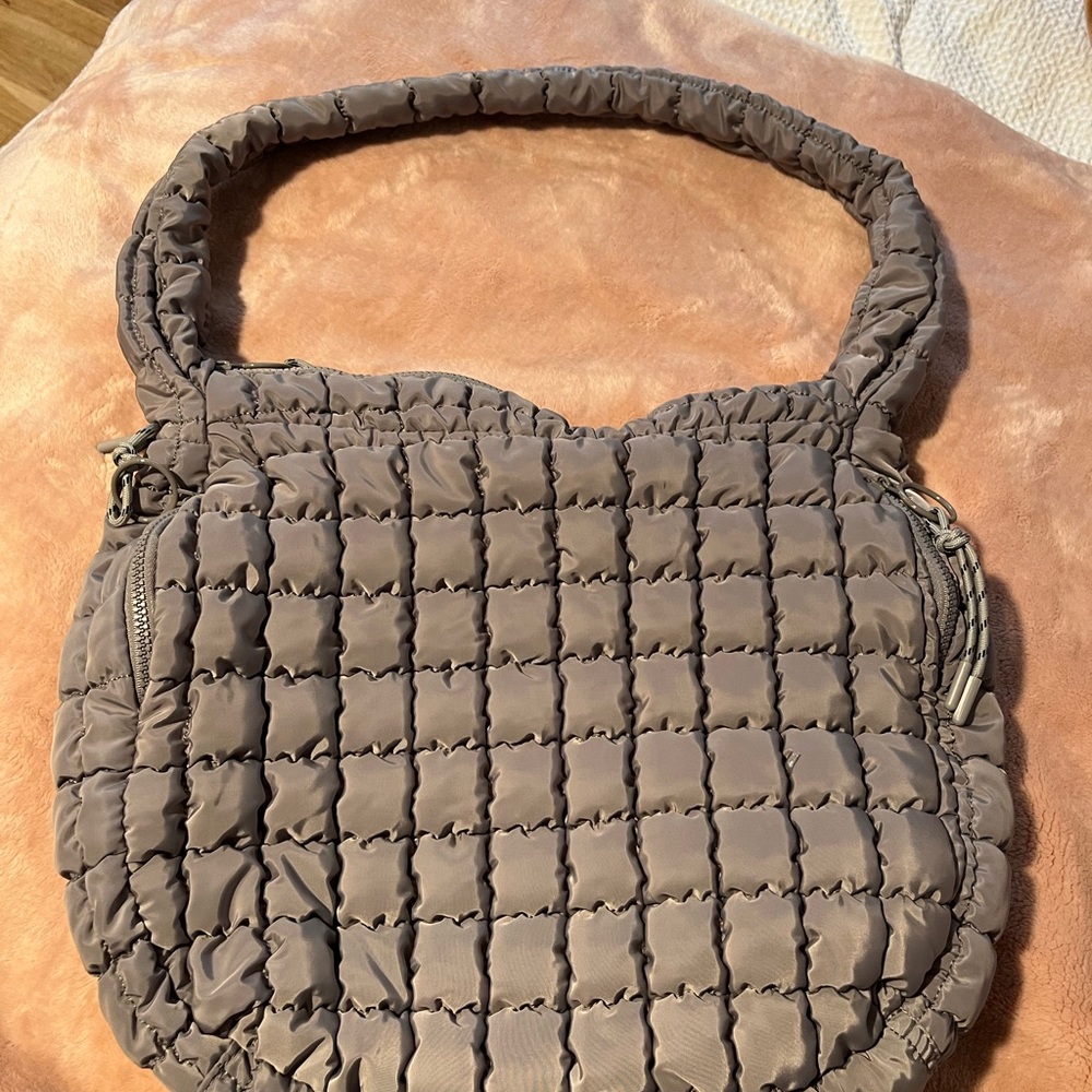 Urban Expressions Gray Quilted Tote